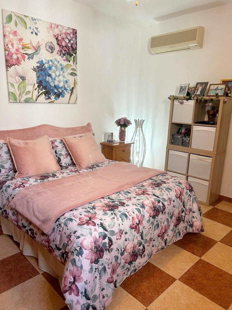 5 спальная комната вилла продается 5 спальная комната вилла продается