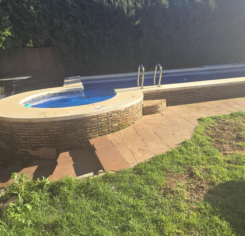 5 bedroom Country House for sale