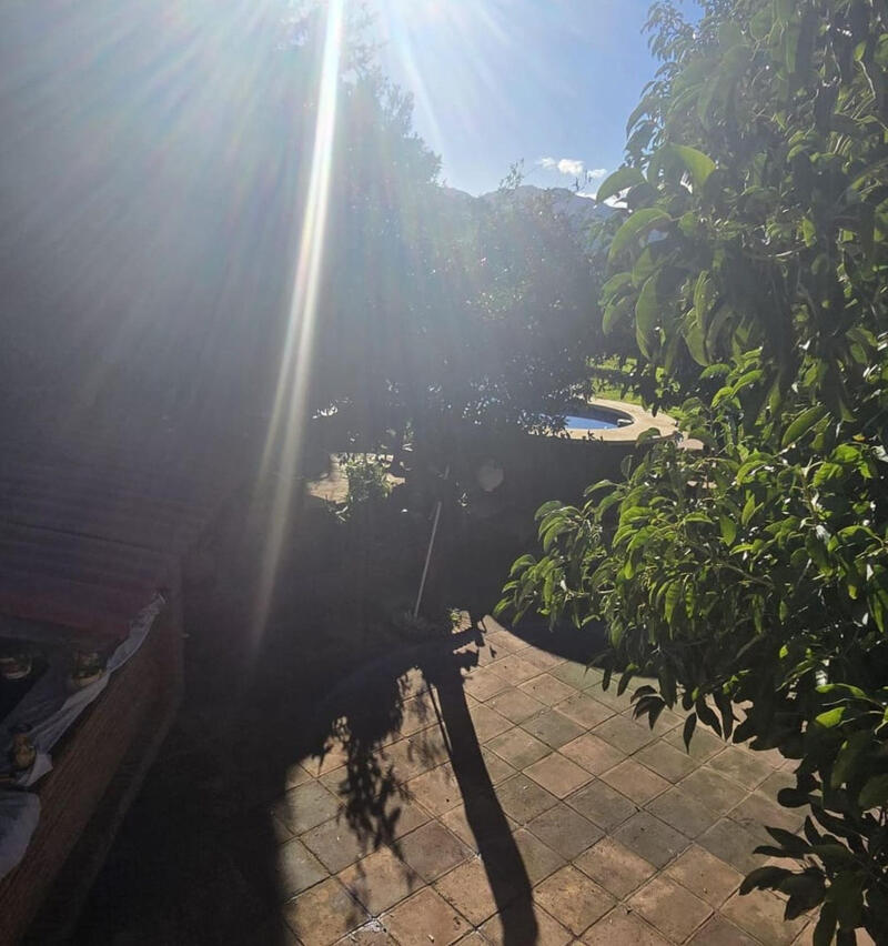 5 bedroom Commercial Property for sale