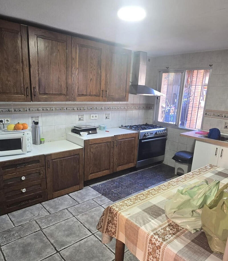 5 bedroom Commercial Property for sale