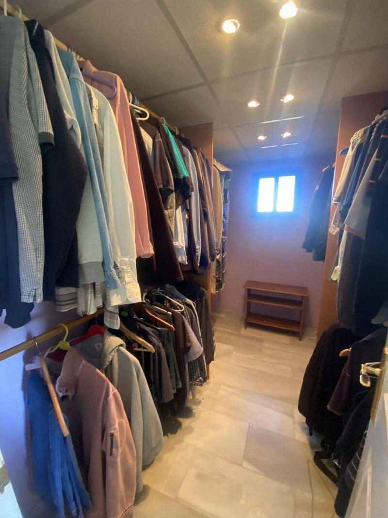 6 soverom Villa til salgs