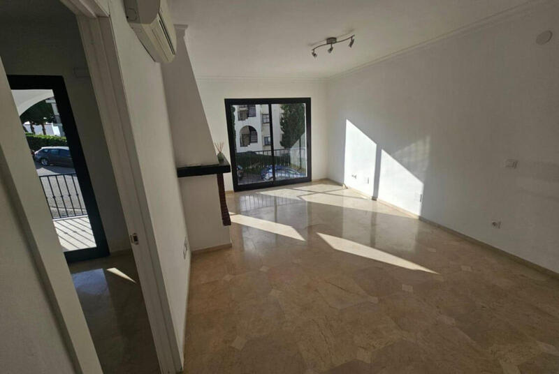 1 slaapkamer Appartement Te koop