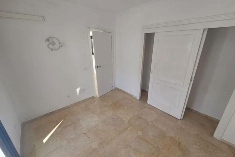 1 slaapkamer Appartement Te koop