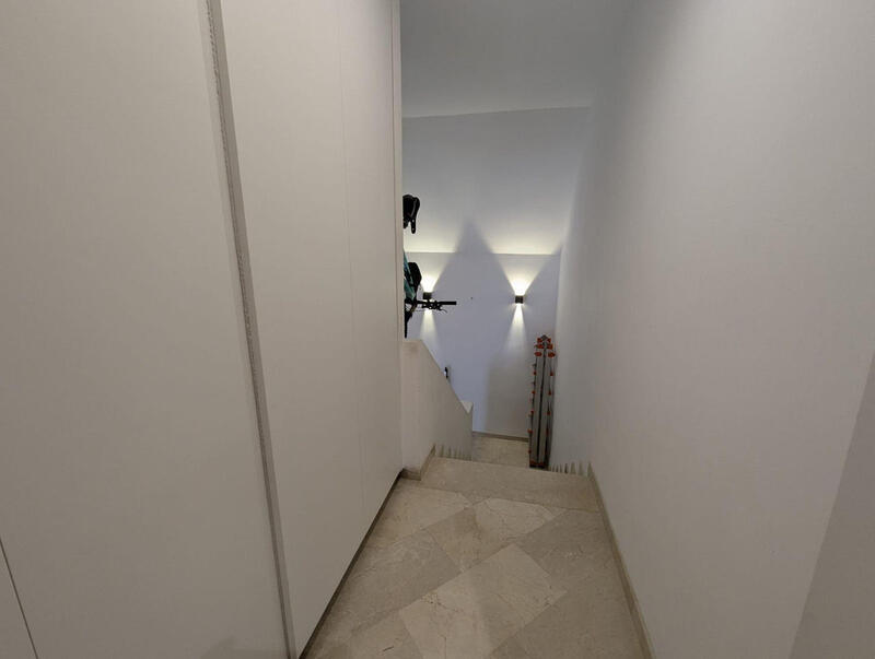 2 спальная комната квартира продается