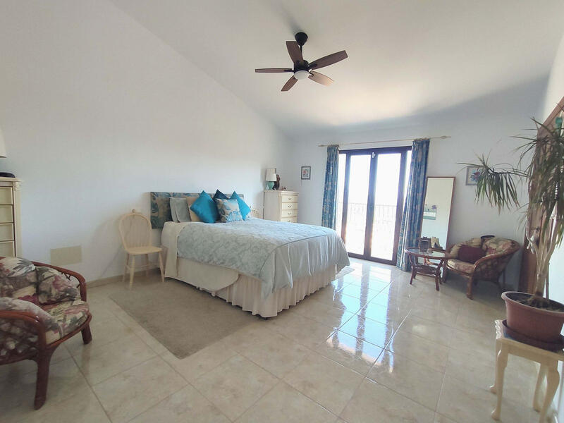 3 Cuarto Villa en venta