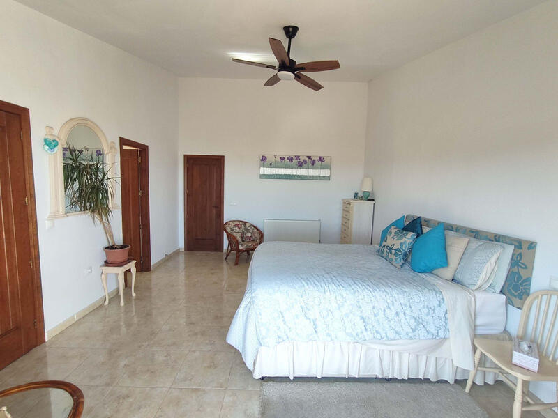3 Cuarto Villa en venta
