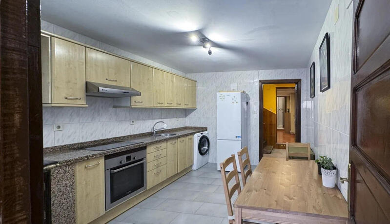 4 sovrum Radhus till salu