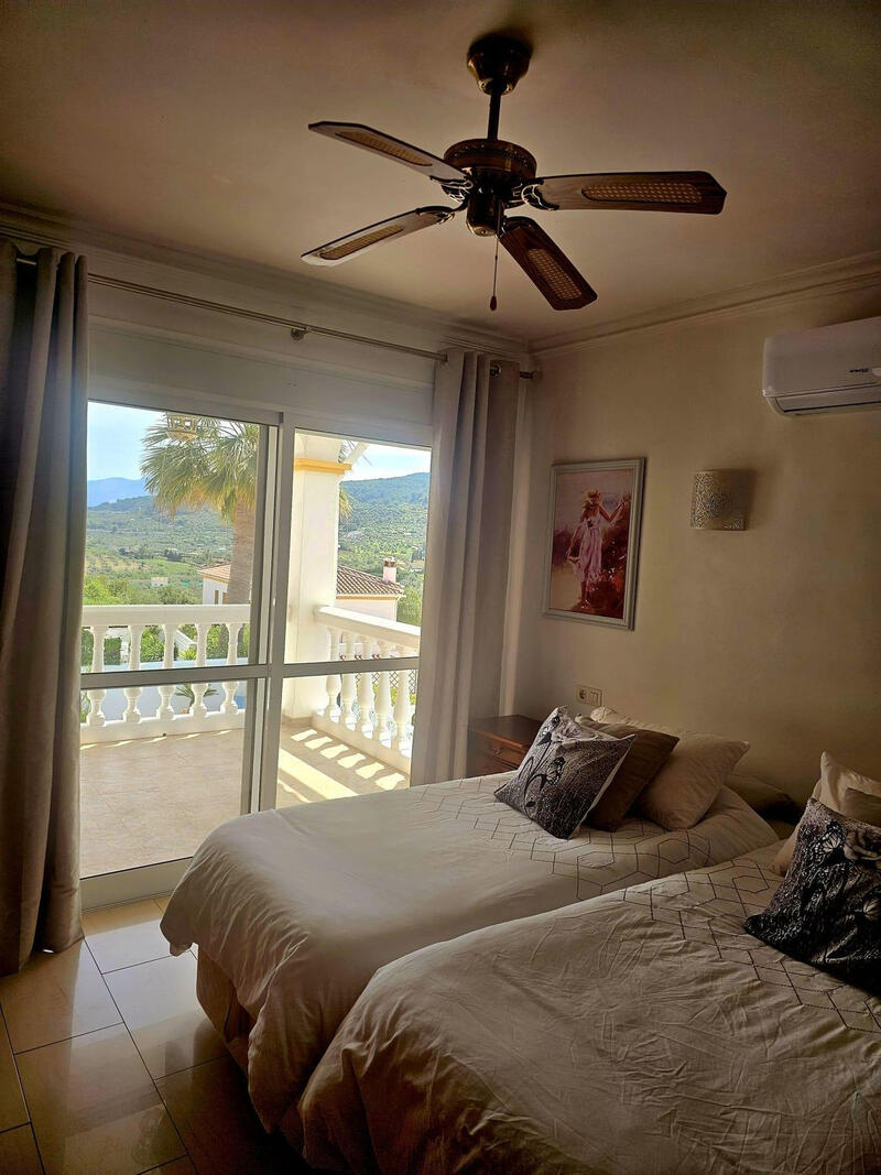 5 Schlafzimmer Villa zu verkaufen