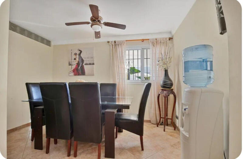 5 Schlafzimmer Villa zu verkaufen