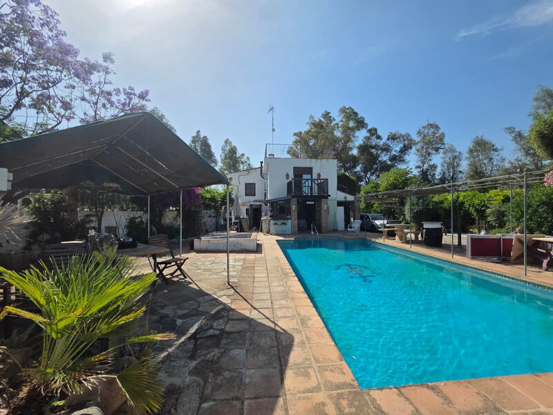 Country House for sale in Guaro (Periana), Málaga