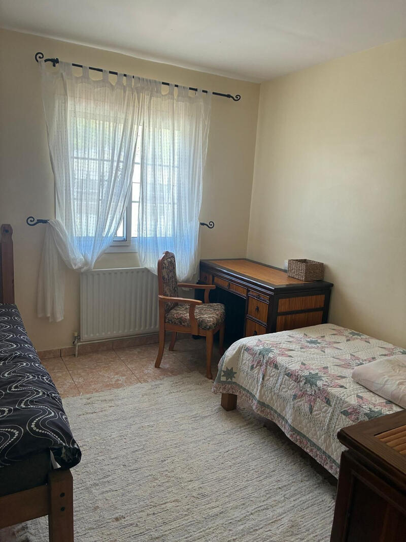 4 bedroom Country House for sale 4 bedroom Country House for sale