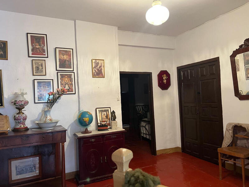 6 bedroom Townhouse for sale 6 bedroom Townhouse for sale