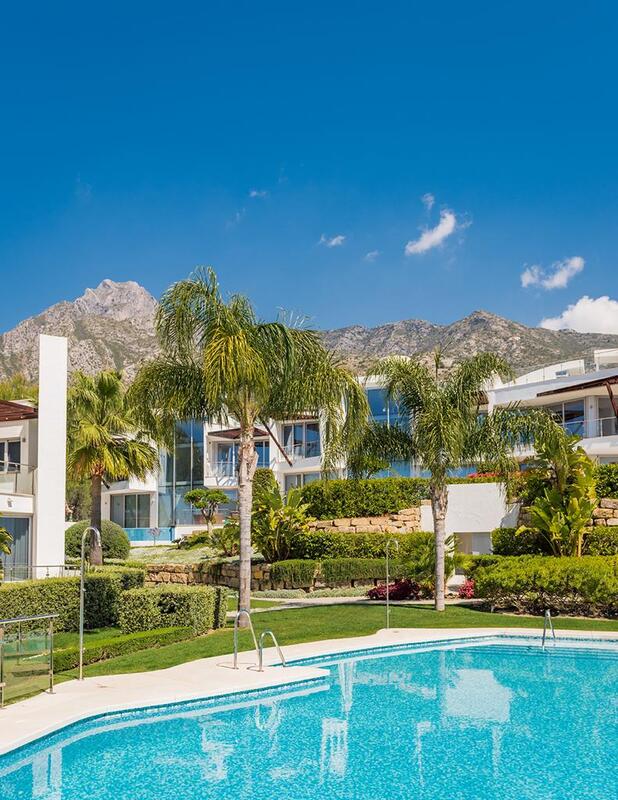 Townhouse for sale in Marbella , Málaga