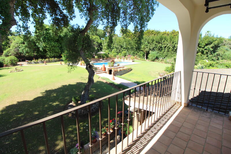 4 Cuarto Villa en venta