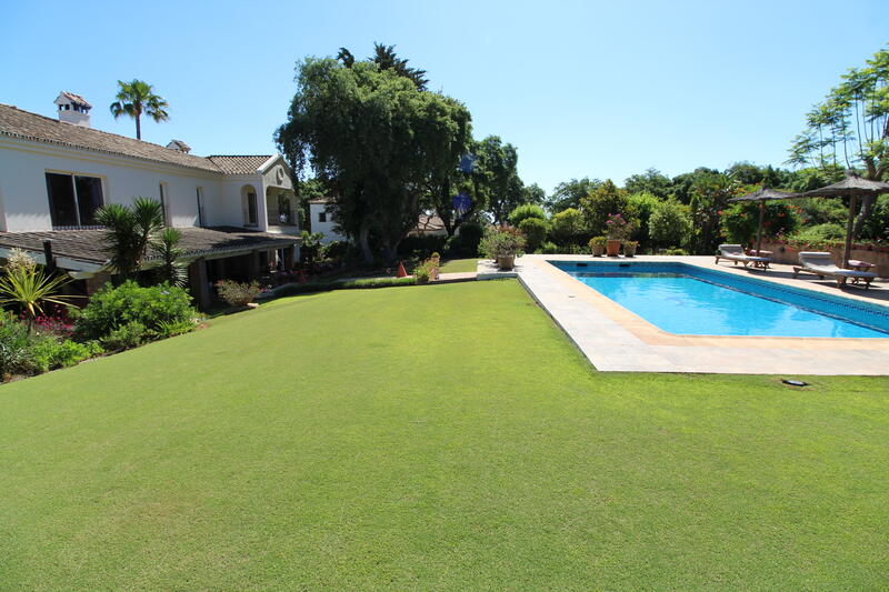 4 Cuarto Villa en venta