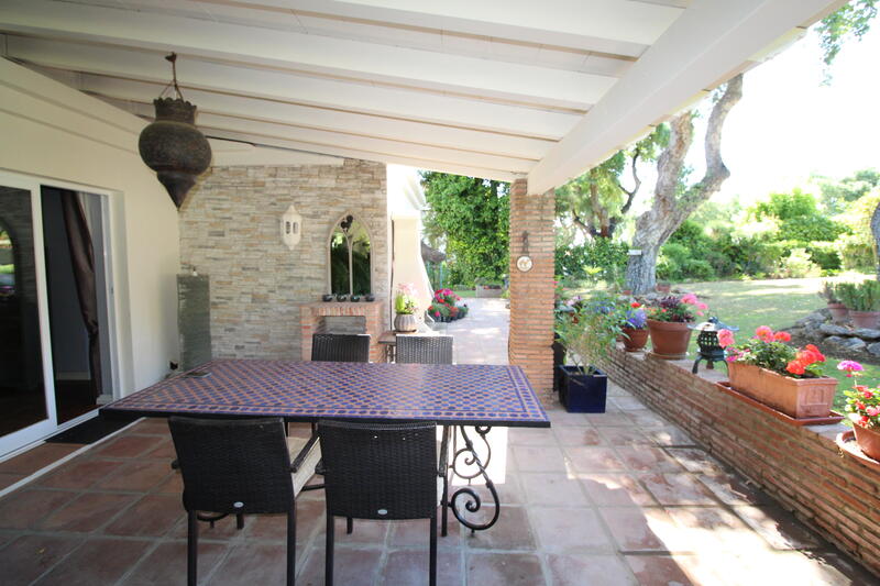 4 Cuarto Villa en venta