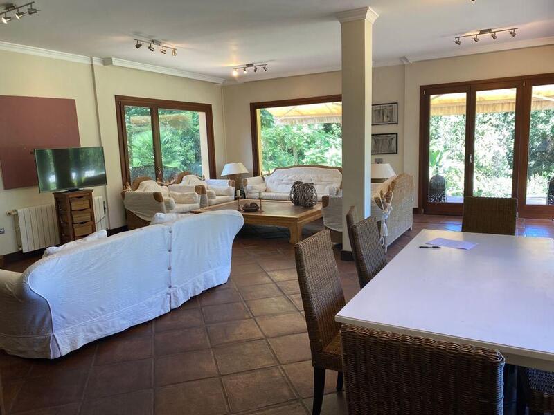 4 bedroom Villa for sale