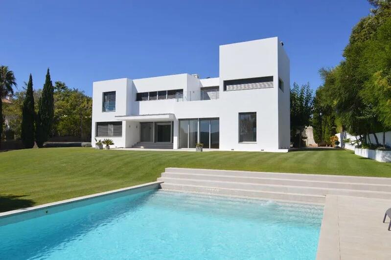 Villa til salg i Sotogrande, Cádiz