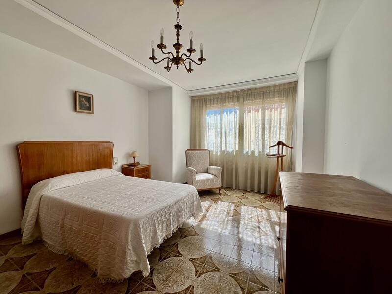 4 chambre Appartement à vendre