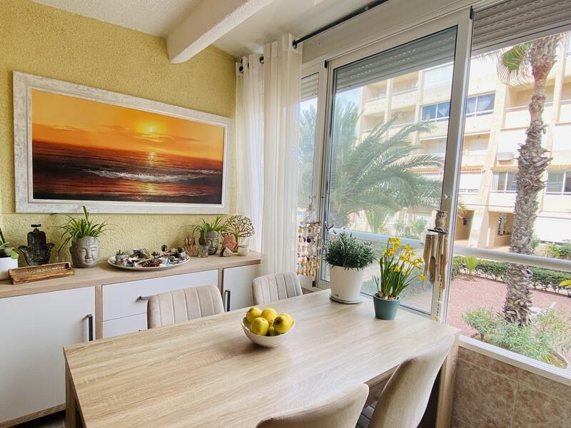 2 slaapkamer Appartement Te koop