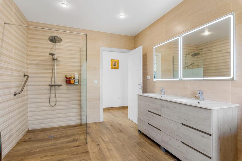 6 sovrum Villa till salu