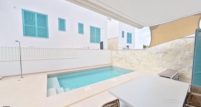 Villa en venta en Pilar de la Horadada, Alicante