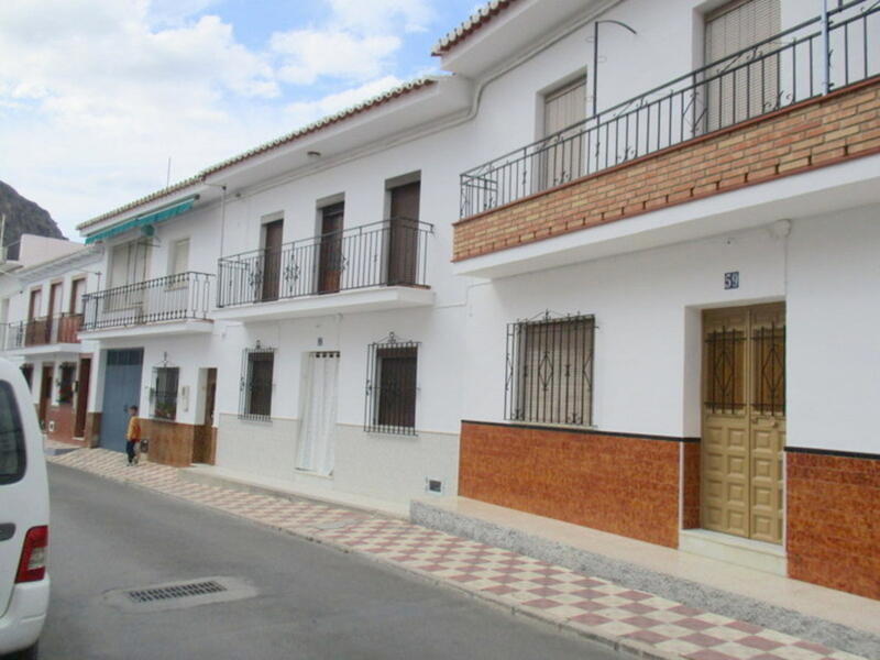 Townhouse for sale in Alora, Málaga