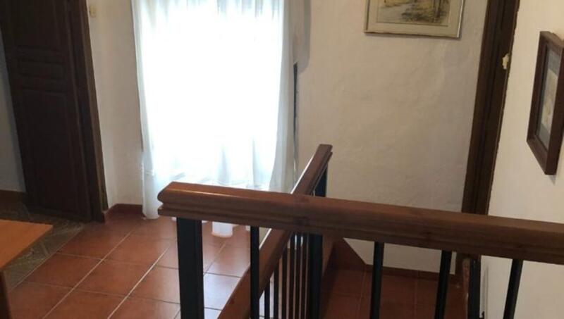 4 Schlafzimmer Stadthaus zu verkaufen