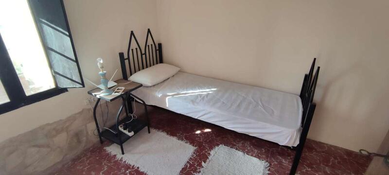 5 bedroom Country House for sale