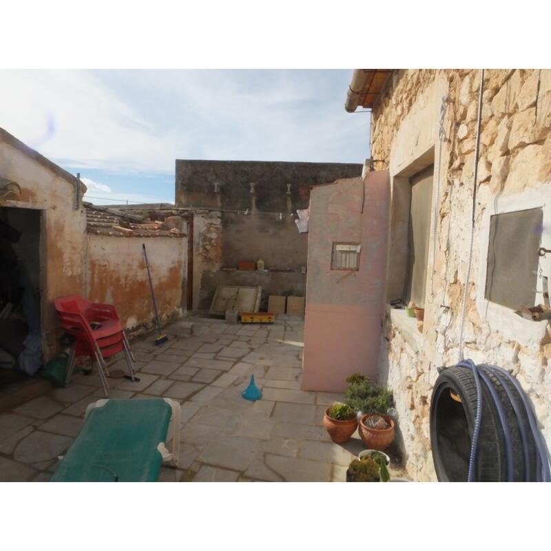 3 Schlafzimmer Landhaus zu verkaufen