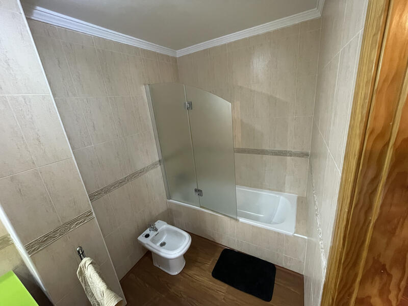 4 Schlafzimmer Appartement zu verkaufen