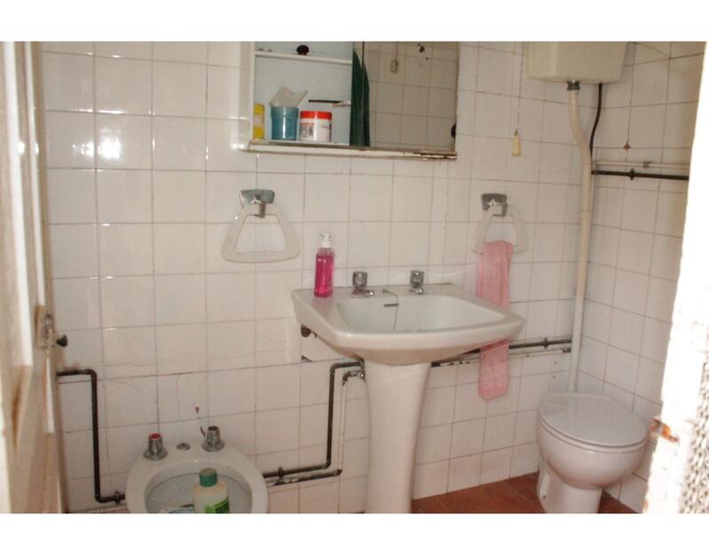 3 slaapkamer Gezinswoning Te koop