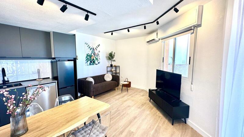 квартира продается в Torrevieja, Alicante