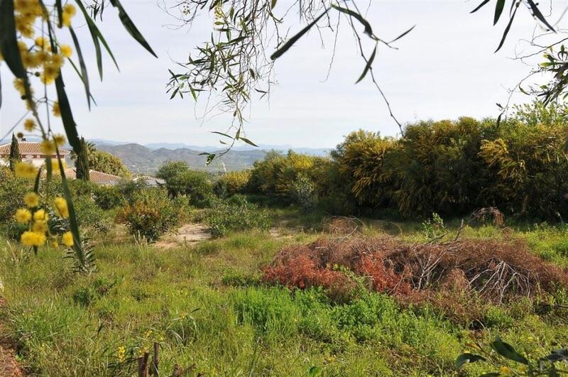 Lantställe till salu i Alhaurin el Grande, Málaga