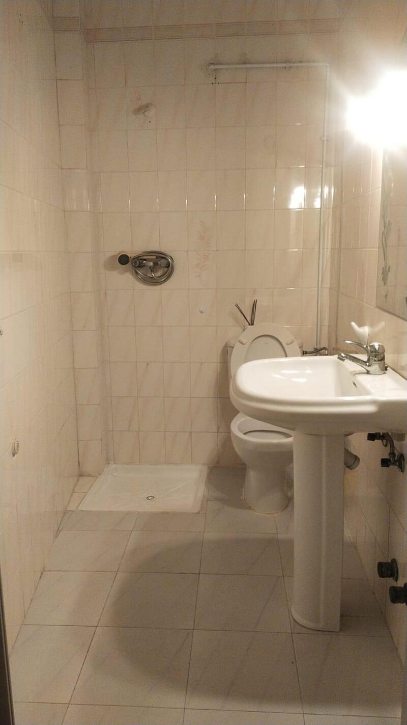 2 Cuarto Adosado en venta