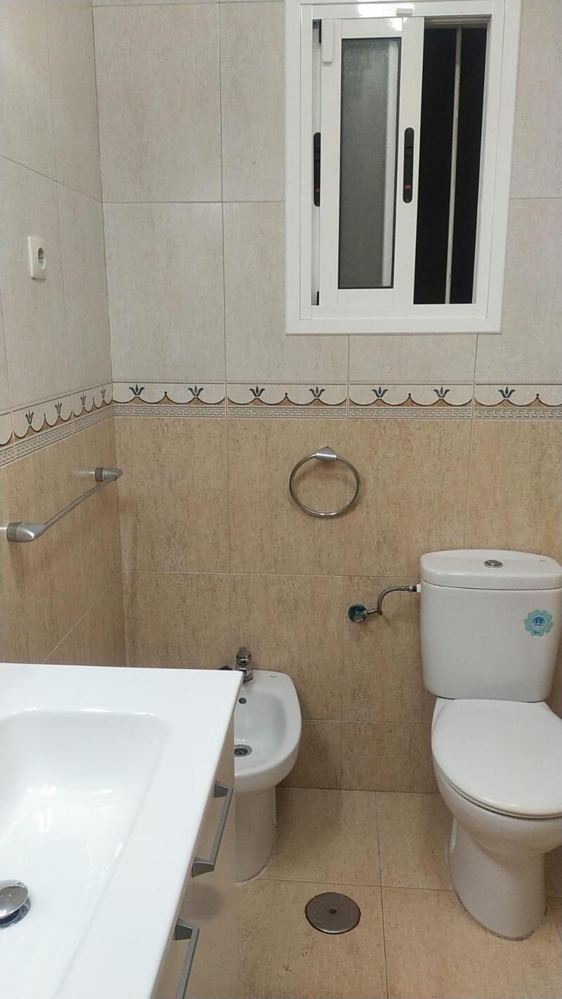 2 Cuarto Adosado en venta