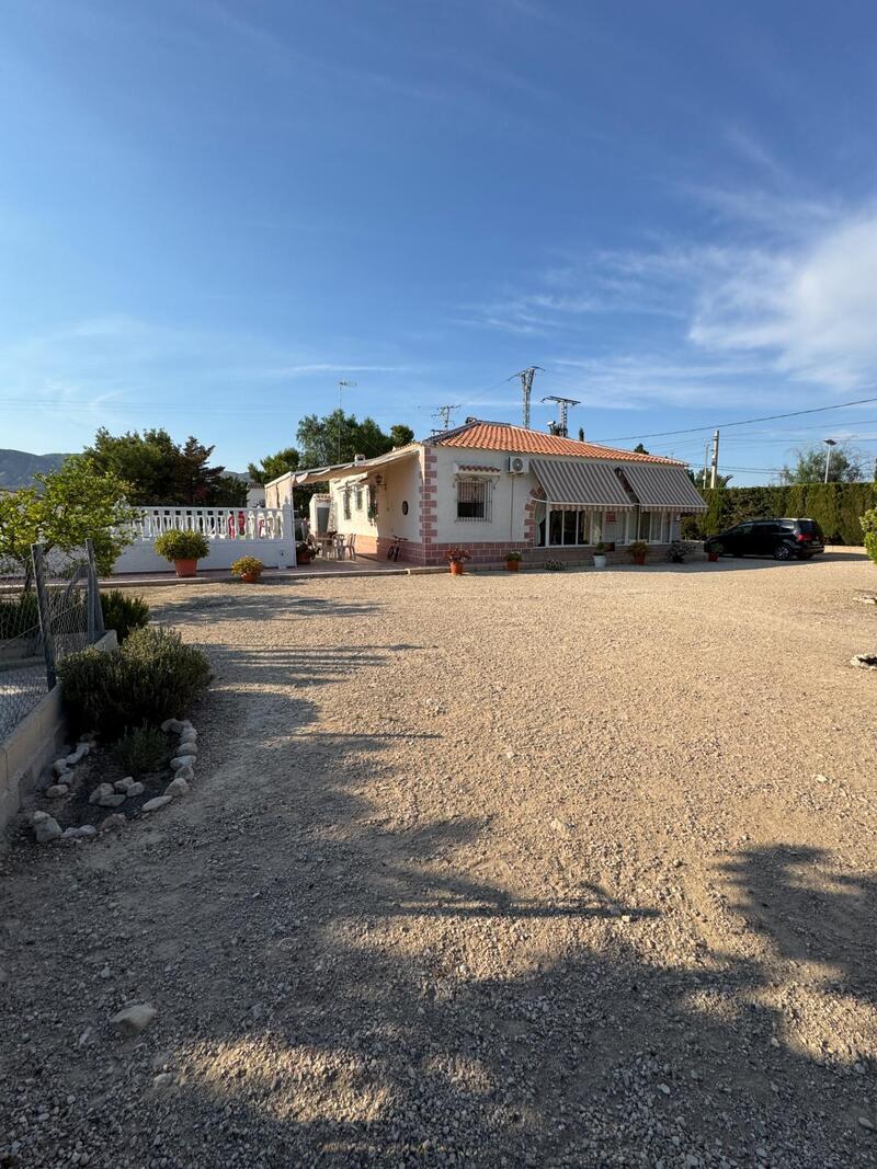Villa till salu i Albatera, Alicante