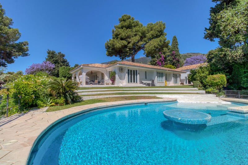 Villa till salu i Benalmadena, Málaga