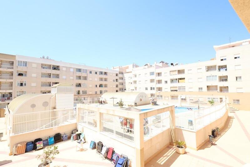 Lägenhet till salu i Torrevieja, Alicante
