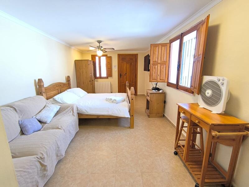 13 bedroom Villa for sale