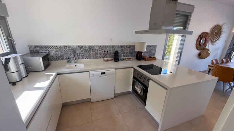 3 Cuarto Villa en venta