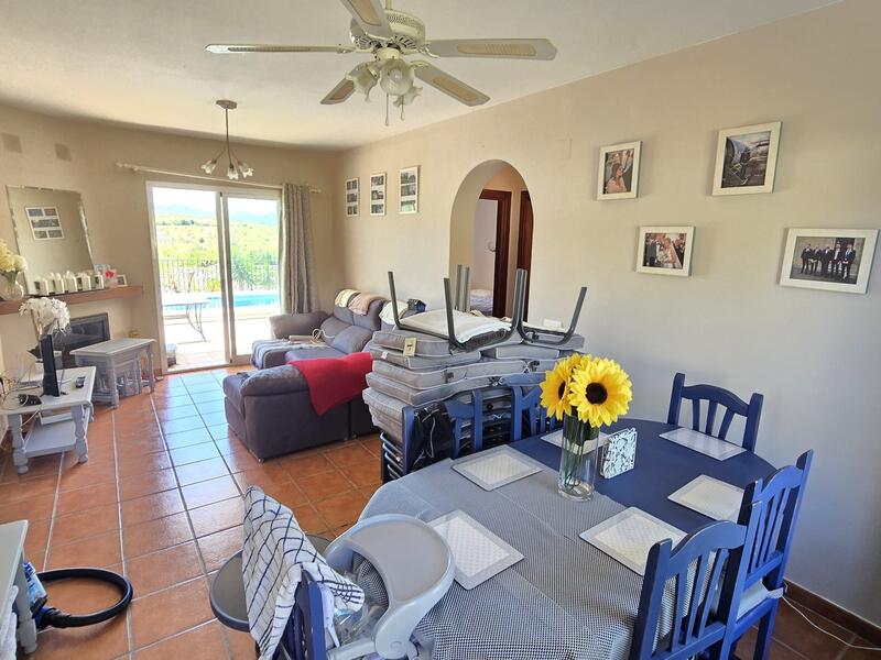 6 Schlafzimmer Villa zu verkaufen