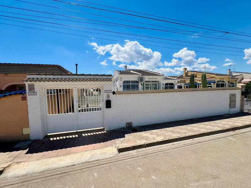 Radhus till salu i Torrevieja, Alicante