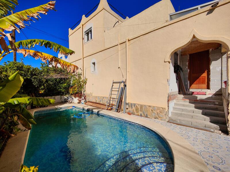 4 Cuarto Casa de Campo en venta