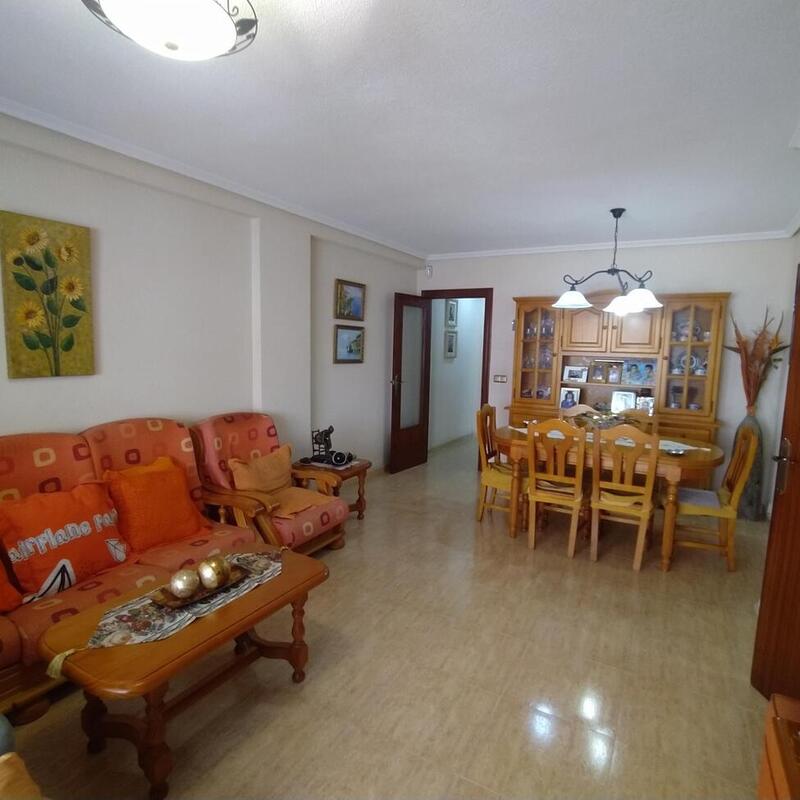 3 bedroom Apartment for sale