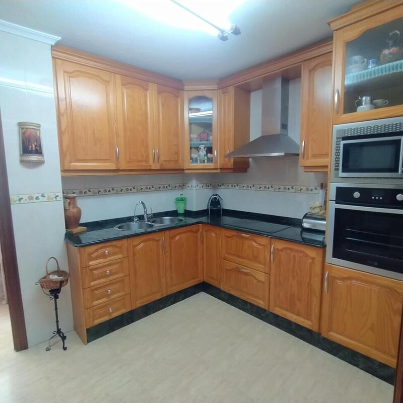 3 bedroom Apartment for sale