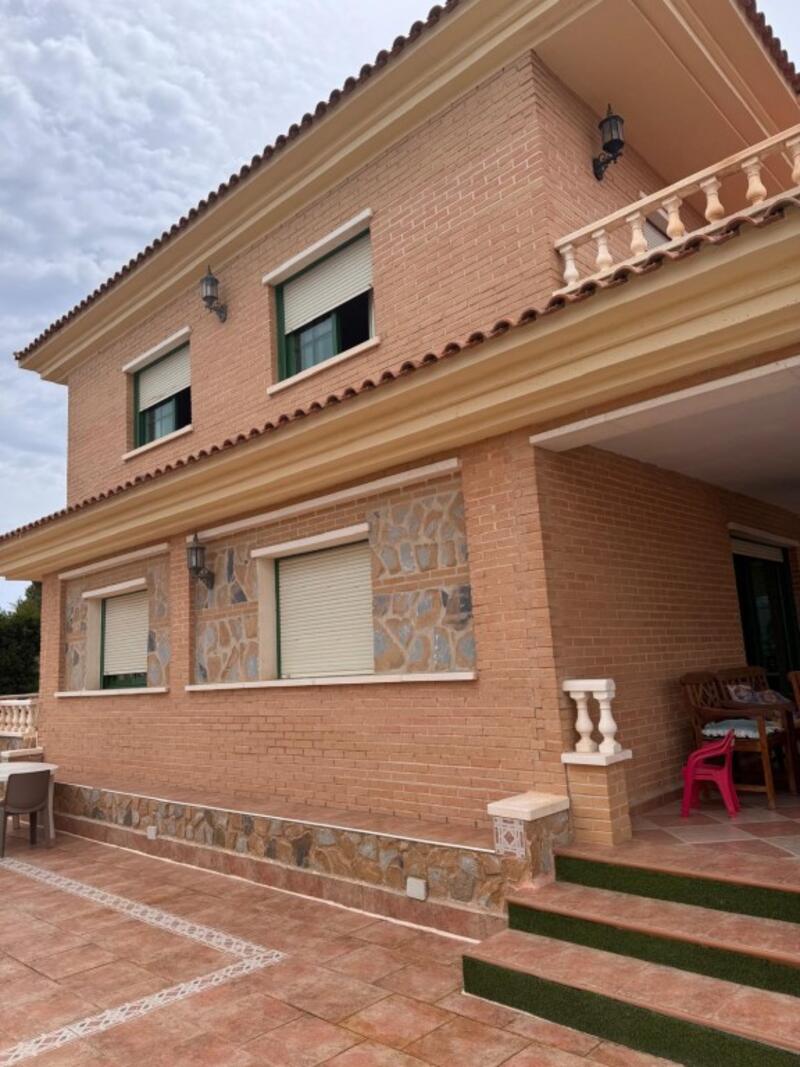 8 chambre Villa à vendre