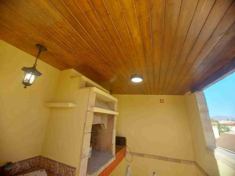 3 bedroom Townhouse for sale