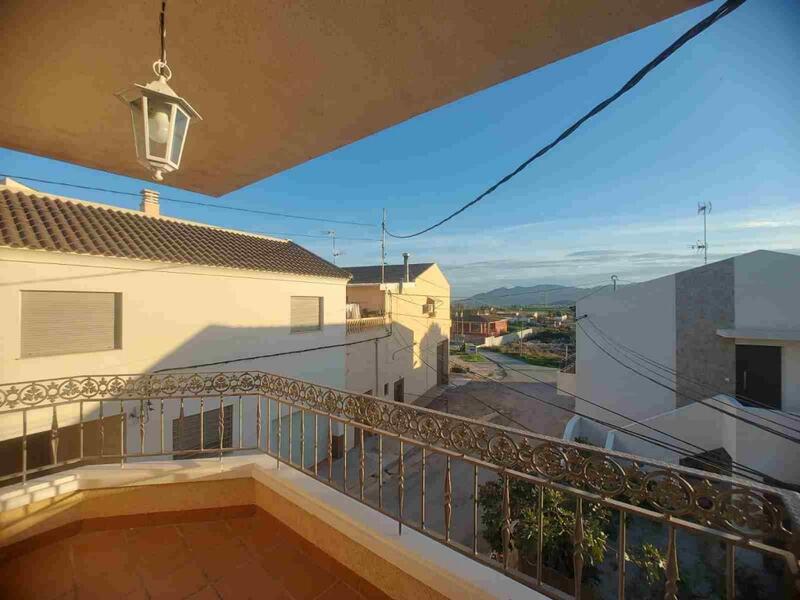 3 bedroom Townhouse for sale