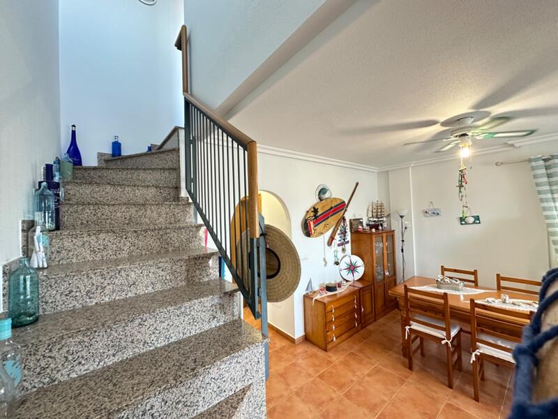 3 sovrum Duplex till salu